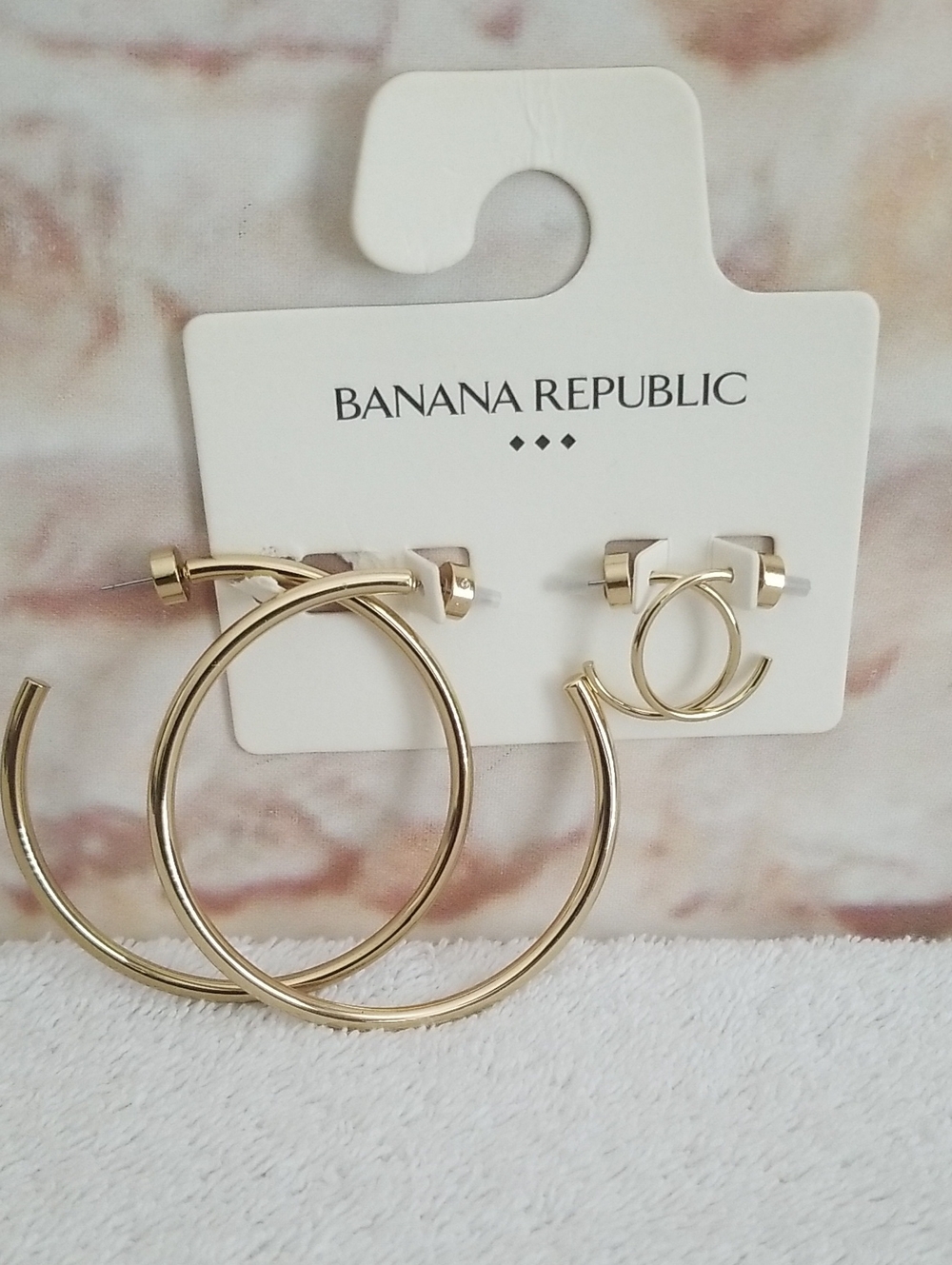 Banana Republic Hoop Earring Set (2)